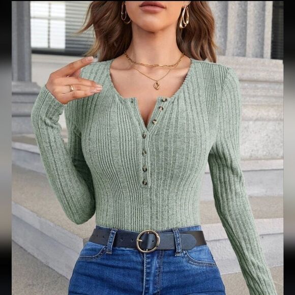 SHEIN Tops - SHEIN Ribbed Knit Half Button Tee Mint Green Size Large